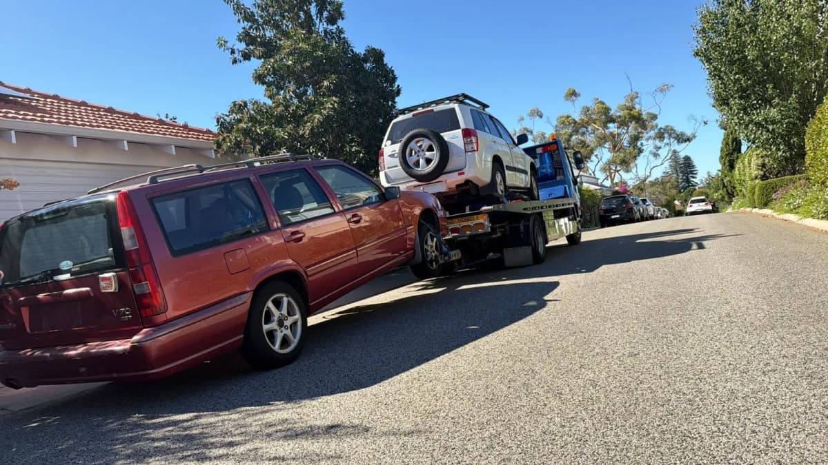 Midland Wreckers tow truck providing free car removal service in Perth