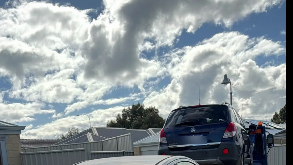 Recent car removal in Mandurah — 2008 Holden Captiva