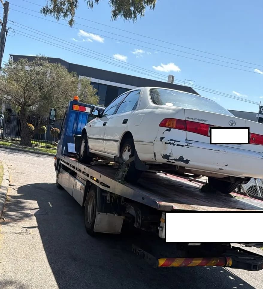 2000 Toyota Camry removed in O’Connor — free car removal by Midland Wreckers Perth