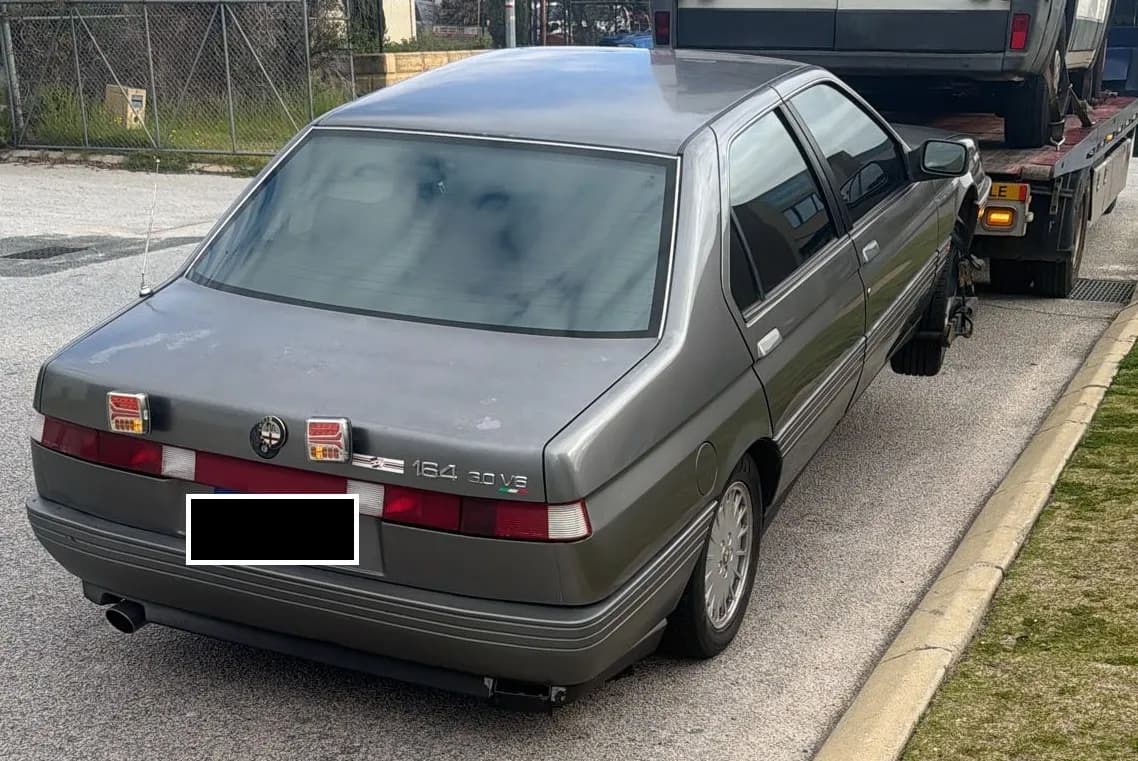 Recent car removal in Jandakot — 1989 Alfa Romeo 164 3.0 V6