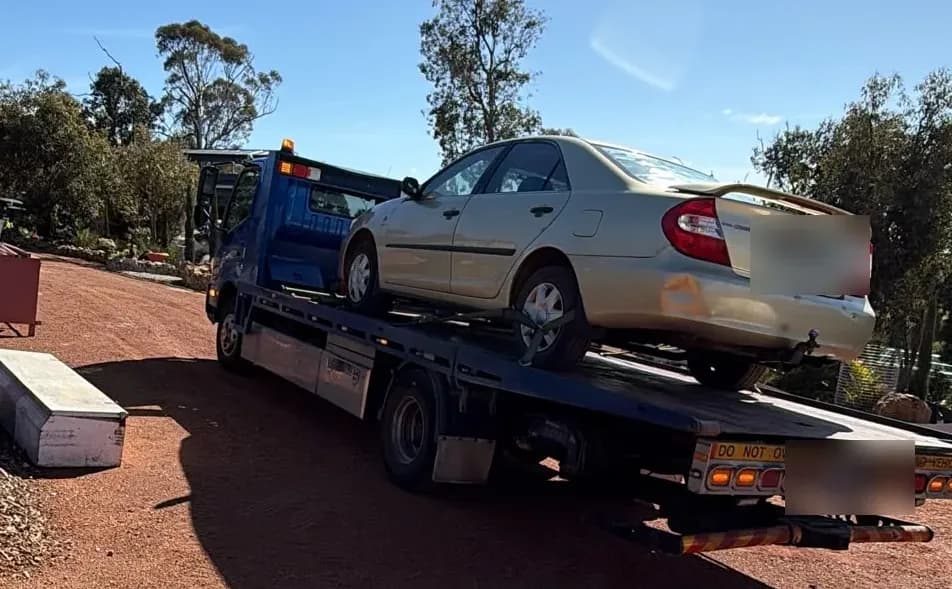 Recent car removal in Toodyay — 2003 Toyota Camry