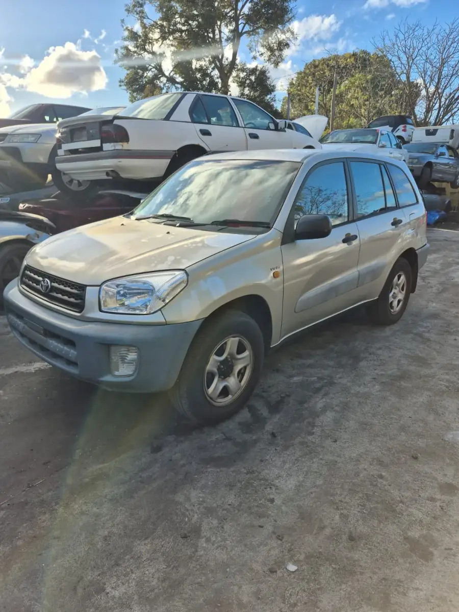 2000 Toyota RAV4